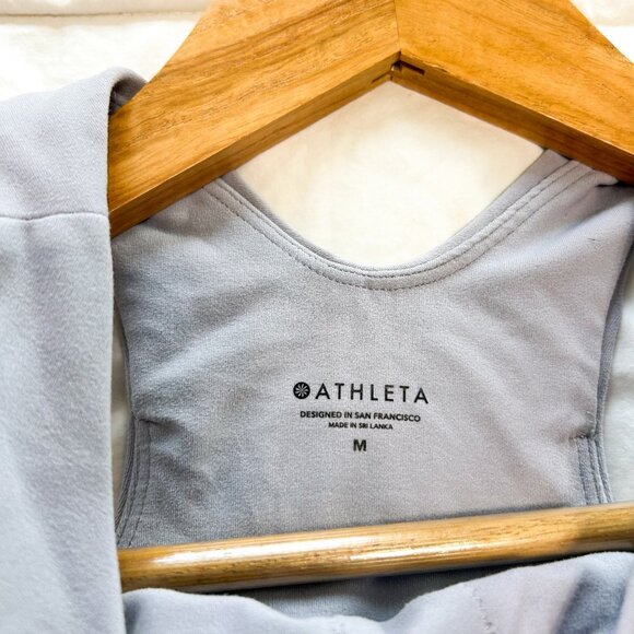 Athleta Conscious Crop Tank Top Sports Bra Medium Muted Lilac Purple Size Medium - Picture 5 of 8